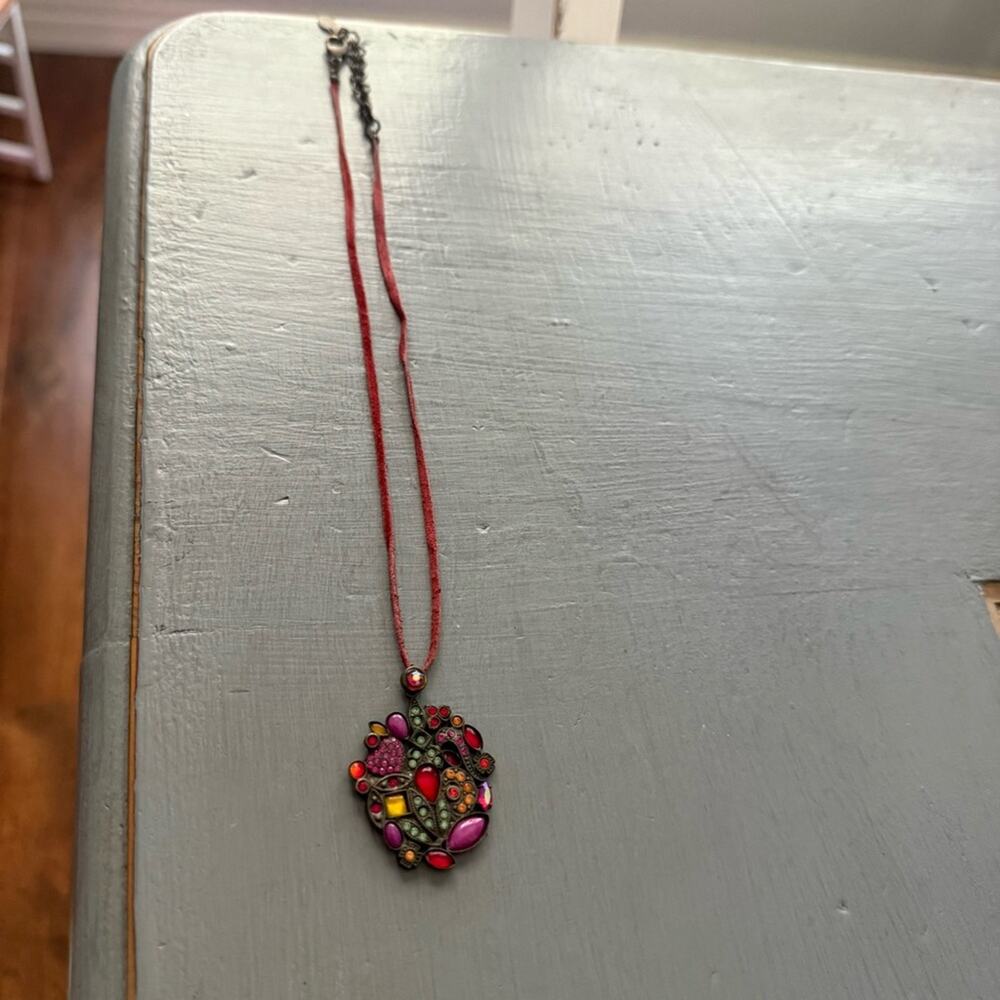 Sorrelli Brass Tone Crystal Pendant & Leather Necklace - Picture 5 of 7